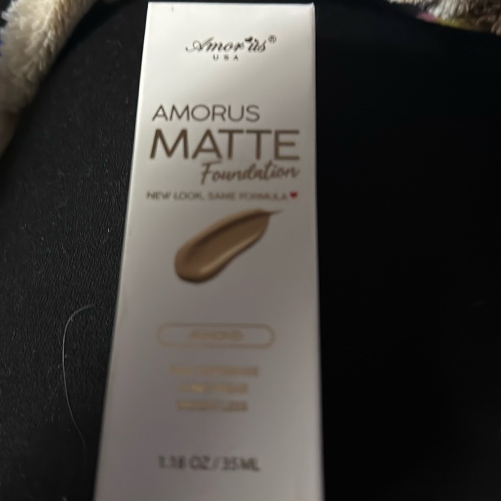 AMORUS MATTE Foundation